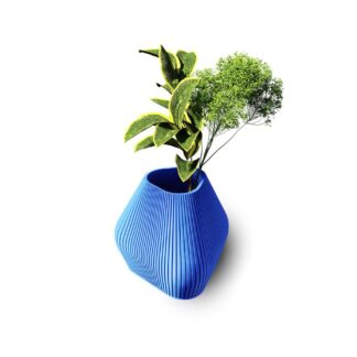 Simple Pyramid Vase - faceted 3D printed pyramid vase, 3D Maker Co